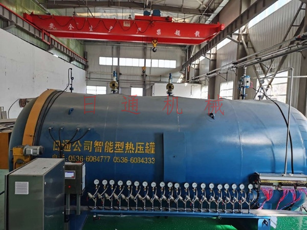 航天熱壓罐