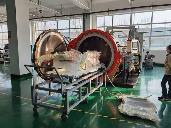 熱壓罐工藝生產(chǎn)汽車配件